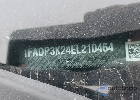 2014 Ford Focus Se z USA, uszkodzony, nr VIN 1FADP3K24EL210464